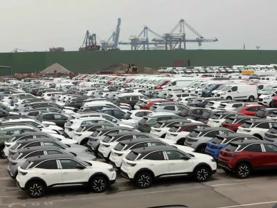 - 21.12.2022 - Luka Koper, pristani&scaron;ki in logistični sistem - Terminal avtomobilov in RO-RO - avtomobilski terminal //FOTO: Tomaž Skale