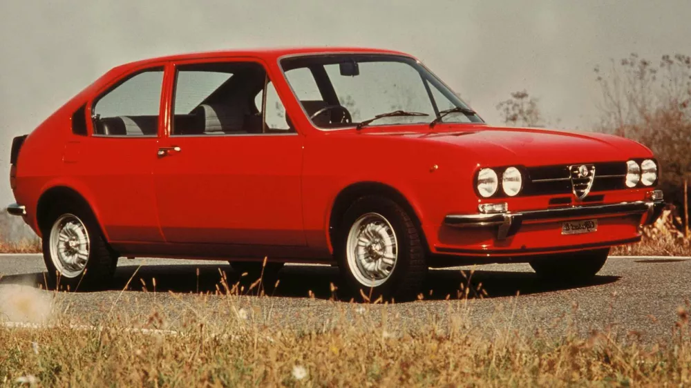 Alfa romeo alfasud je bil &scaron;armer, za katerim so se obračali pogledi