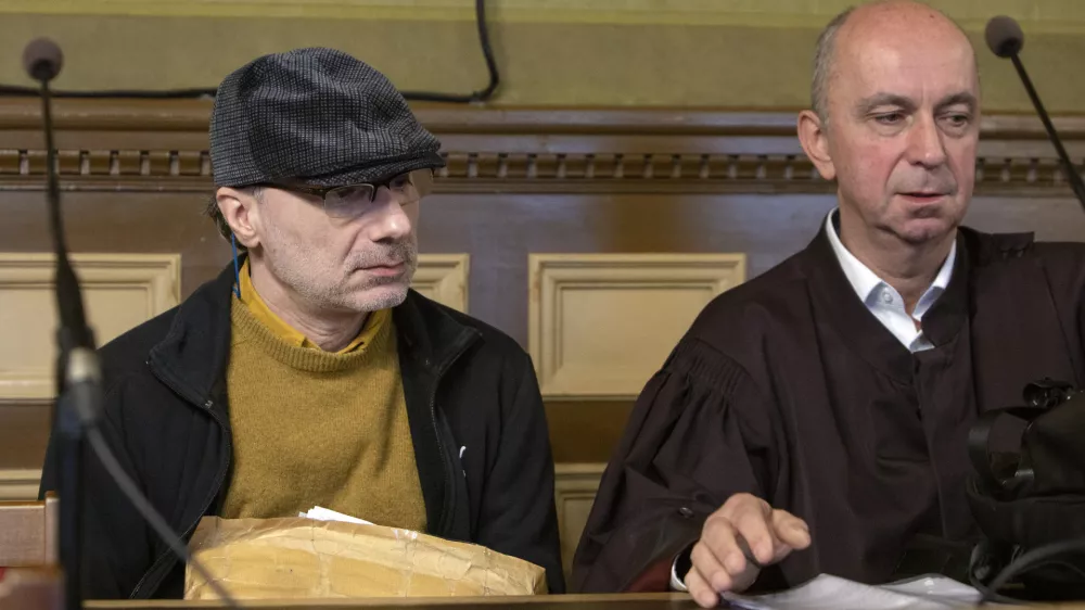 Stephanov odvetnik Gorazd Fi&scaron;erMichel Stephan, libanonski kemik, nekoč zaposlen na Kemijskem in&scaron;titutu - - 13.05.2019 &ndash; zaključne besede pred sodbo - sojenje Michelu Stephanu, ker naj bi prebeglega nekdanjega pripadnika ira&scaron;ke policije Alija Hamzaha Rashida napeljeval k umoru dr. Janeza Plavca s Kemijskega in&scaron;tituta in mu za umor ponujal 25.000 evrov.. //FOTO: Matjaž Ru&scaron;t