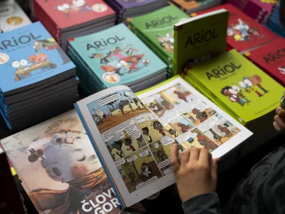 Primaruha!, strip med bralci in založniki