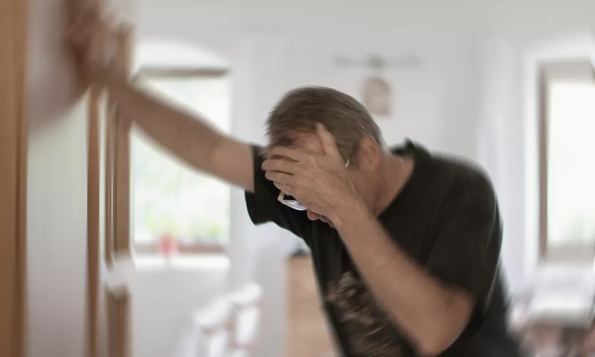 Možganska kap se pogosto zgodi nenadoma in lahko pusti trajne posledice.