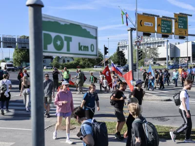 - 09.05.2026 - Pot ob žici - pohod okoli okupirane Ljubljane//FOTO: Jaka Gasar