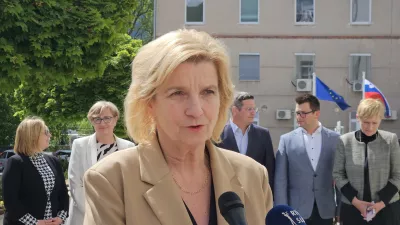 Jesenice, Splosna bolnisnica Jesenice.Regijski obisk vodstva Zdravstvene zbornice Slovenije na Gorenjskem.Predsednica Zdravstvene zbornice Slovenije Bojana Beovic.