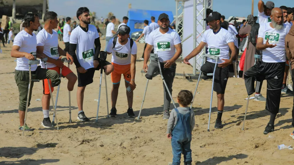 Palestinians take part in Run for Freedom marathon in Gaza Palestinians, including participants who lost limbs during Israeli attacks, take part in a marathon held under the slogan Run for Freedom in Gaza City on May 8, 2026. Organized by the Palestinian Youth and Sports Council in coordination with the Egyptian Committee, the race started in the al-Zahra area and ended in the Sheikh Ajlin neighborhood, bringing together participants from different age groups as part of ongoing efforts to revive sports and social activities in the Gaza Strip despite the continuing humanitarian crisis and widespread destruction. The marathon provided residents with an opportunity to relieve psychological and physical stress caused by the conflict while e Copyright: xapaimagesxHassanxal-Jedixxxapaimagesx No Use Switzerland. No Use Germany. No Use Austria