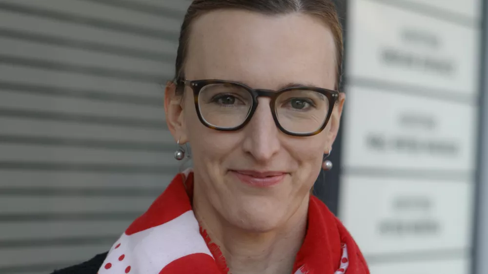 - 16.04.2021 &ndash; Jasna Zakonj&scaron;ek, odvetnica specializirana za medijsko pravo in direktorica odvetni&scaron;ke pisarne Zakonj&scaron;ek in Zakonj&scaron;ek v Ljubljani //FOTO. Luka Cjuha.