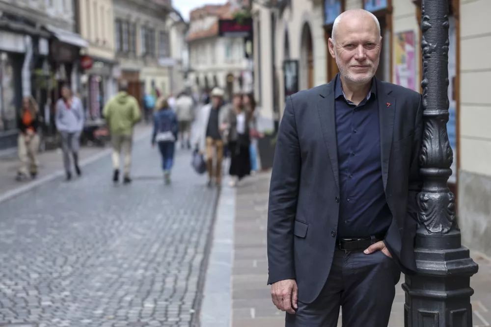 - 17. 05. 2024 - Evropski poslanec in član stranke SD MIlan Brglez //FOTO: Jaka GasarOPOMBA: ZA OBJEKTIV - INTERVJU 2024 / Foto: Jaka Gasar