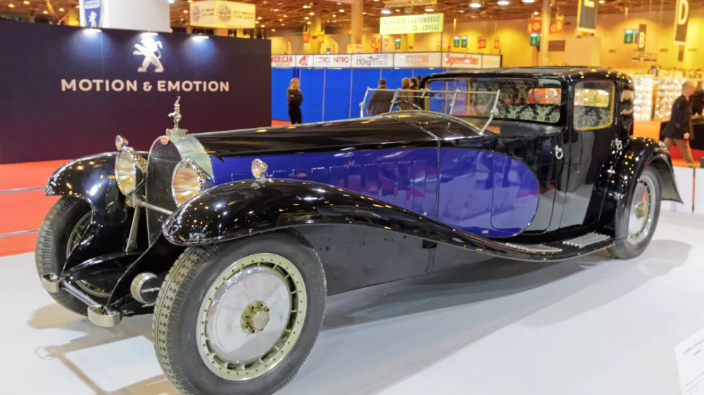 Najbolj slavni primerek je izredno privlačni bugatti type 41 royale coupe Napoleon.