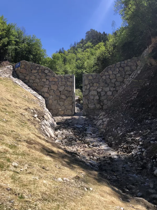 zaplavna pregrada Koro&scaron;ka Bela