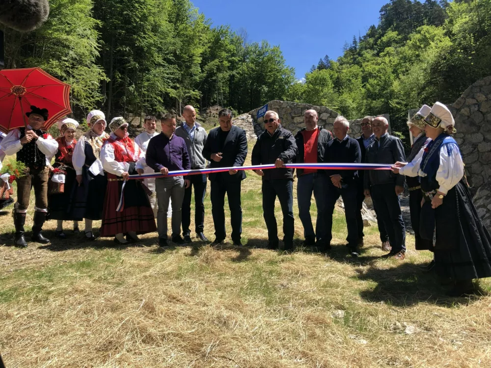 Koro&scaron;ka Bela, Jože Novak, Peter Bohinec