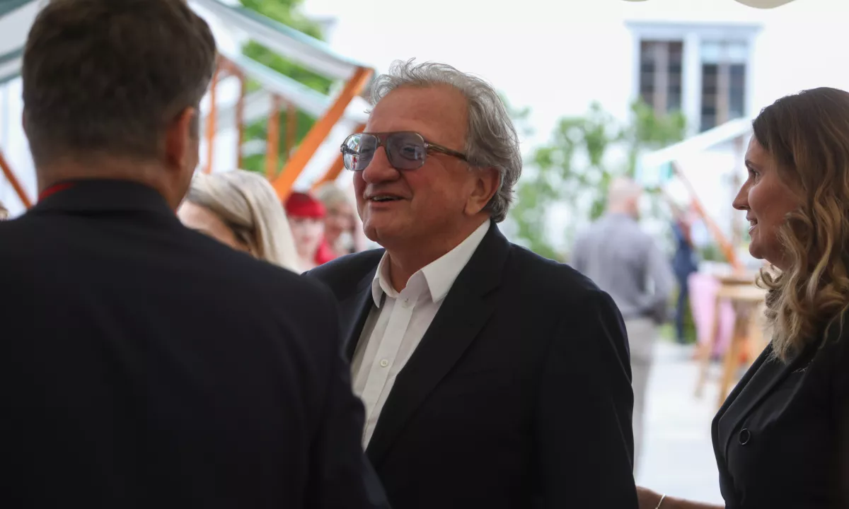 Dosedanji podpredsednik SBC je med drugim vodja in solastnik zasebne Kirurgije Bitenc.