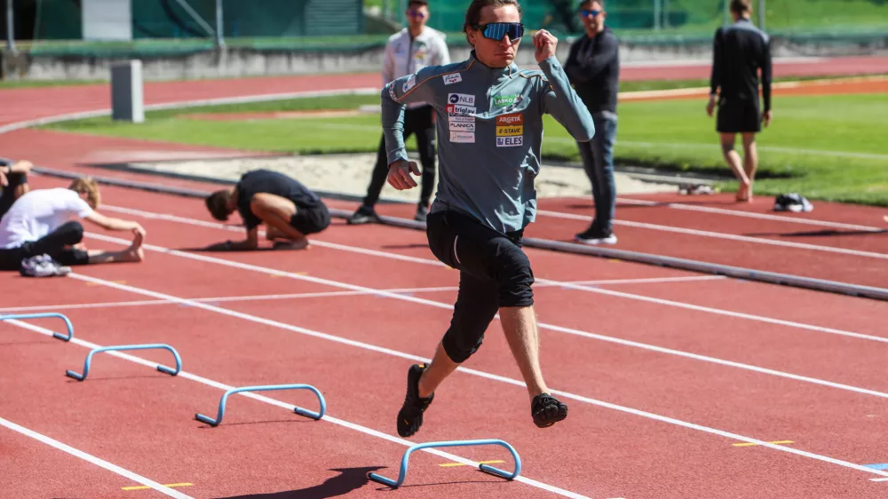 - Anže Lani&scaron;ek,- 18.05.2026. Odprti trening mo&scaron;ke reprezentance v smučarskih skokih na stadionu v Kranju. Smučarski skoki.//FOTO: Bojan Velikonja