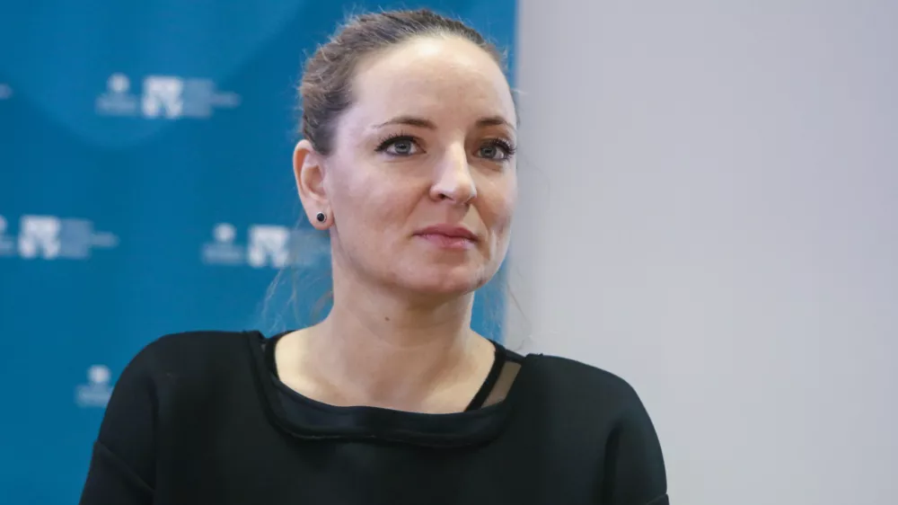 direktorica Pravno-informacijskega centra nevladnih organizacij Katarina Bervar Sternad- 07.12.2017 - okrogla miza o izzivih varovanja človekovih pravic in temeljnih svobo&scaron;čin ob dnevu človekovih pravic, //FOTO: Luka Cjuha.