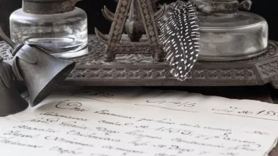 16th century manuscript and writing utensils / Foto: Juanorihuela Getty Images/istockphoto
