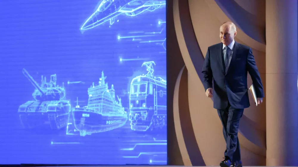 Russia's President Vladimir Putin attends the Congress of the Russian Mechanical Engineers Union in Moscow, Russia, May 14, 2026. Sputnik/Vyacheslav Prokofyev/Pool via REUTERS ATTENTION EDITORS - THIS IMAGE WAS PROVIDED BY A THIRD PARTY.