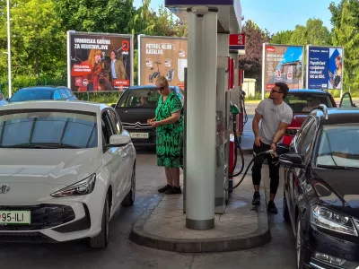 12.06.2025 - Petrol - Bencinska črpalka - točenje goriva - bencinFoto: Luka Cjuha
