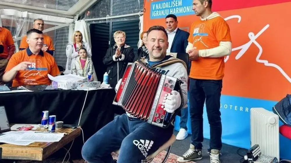 Robet Goter med podiranjem rekorda. F Mojca Marot