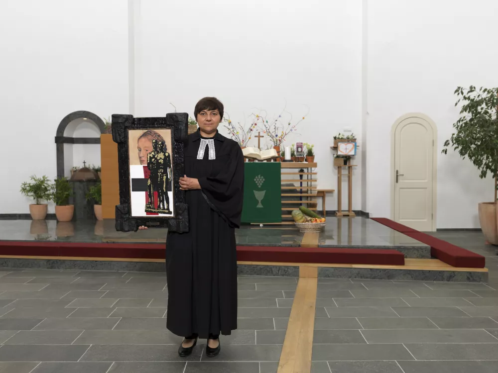 IRWIN: Procesija, Maribor (2016); v sodelovanju z evangeličansko duhovnico v Mariboru Violeto Vladimiro Mesarič F Tomaž Gregorič