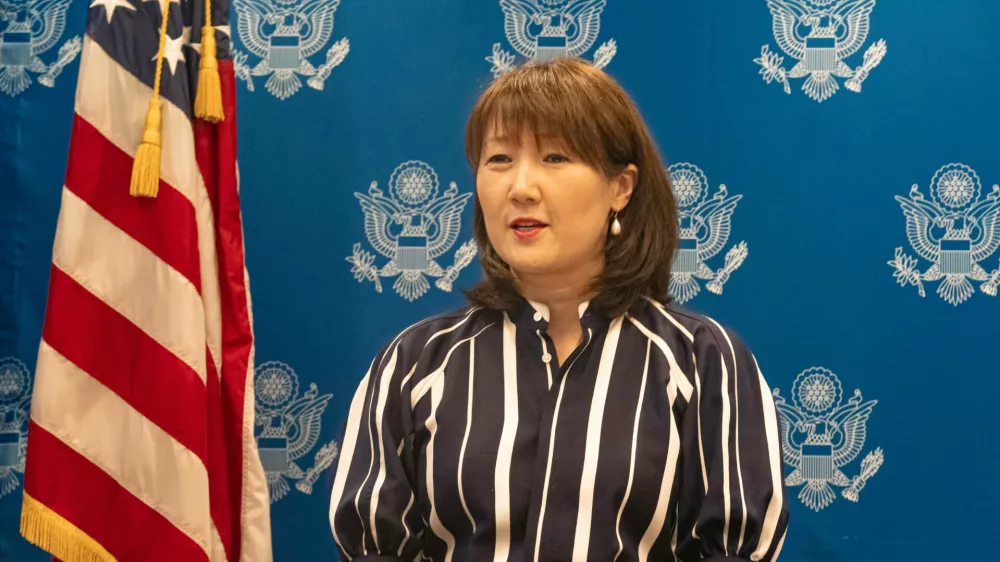 Acting Chief of Protocol Asel Roberts joins Secretary of State Antony J. Blinken, as he delivers virtual remarks to the diplomatic corps, from the U.S. Department of State in Washington, D.C. on July 14, 2021. Copyright: xpiemagsx deptofstpie23052022-30827 ACHTUNG AUFNAHMEDATUM GESCH?TZTNo Use Switzerland. No Use Germany. No Use Japan. No Use Austria