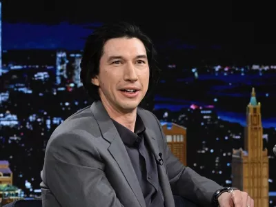 Adam Driver ni hotel odgovoriti na kritike in pravi, da bo vse objavil v knjigi. F instagram Adama Driverja