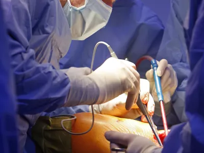 mag. Marko Bitenc, dr.med., specialist kirurg - zasebni zdravnik, ki se ukvarja s kirurgijo &scaron;čitnice, pljuč, požiralnika in kirur&scaron;ko zdravi refluksno bolezen požiralnika (GERB). - koncesionar iz Kirurgije Bitenc - operira v bolni&scaron;nici Golnik - KOPA,//FOTO: Tomaž SkaleOPOMBA: ZA OBJAVO V PRILOGI &ndash; DNEVNIKOV OBJEKTIV - INTERVJU 2014