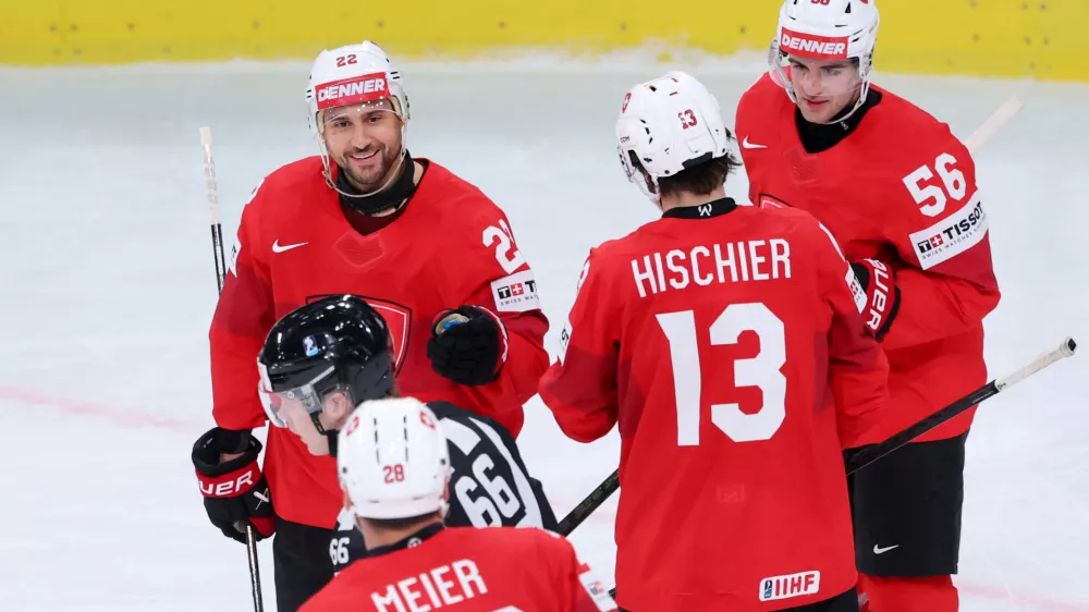 Ice Hockey - IIHF World Championships - Group A - Switzerland v Britain - Swiss Life Arena, Zurich, Switzerland - May 21, 2026 Switzerland's Nino Niederreiter celebrates scoring their fourth goal REUTERS/Denis Balibouse