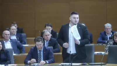 Andrej Poglajen- 03.03.2025 - Predsednik vlade dr. Robert Golob je na 28. redni seji Državnega zbora odgovarjal na ustna poslanska vpra&scaron;anja - parlament, poslanec, poslanci, politika, vlada//FOTO: Jaka Gasar