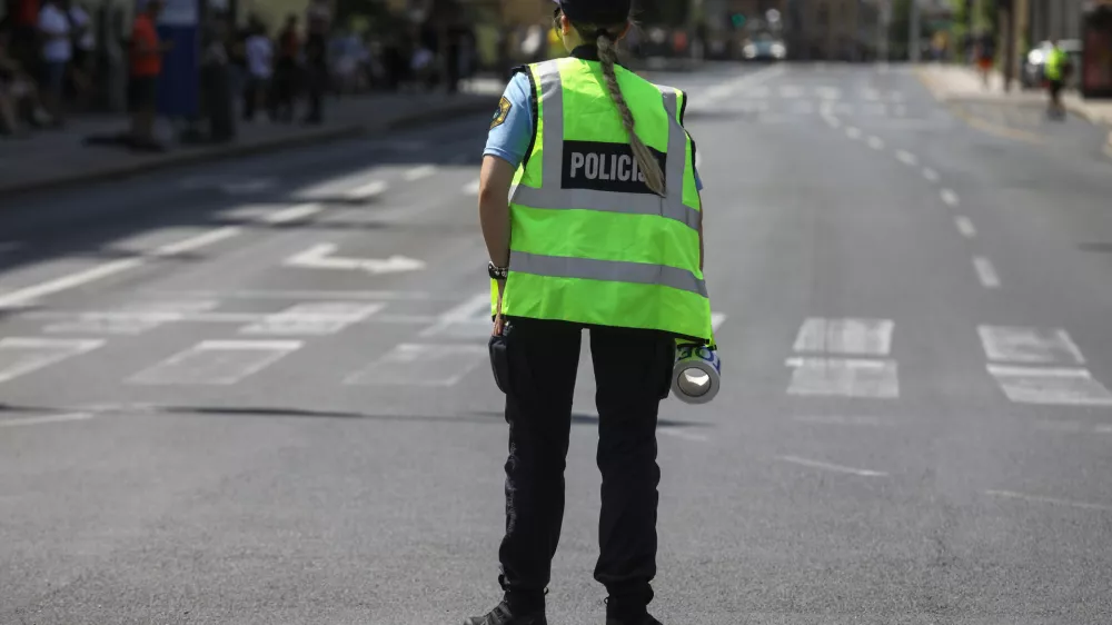 05.06.2025 - Simbolična fotografija Policija - prometna nesreča - policijski trakFoto: Luka Cjuha