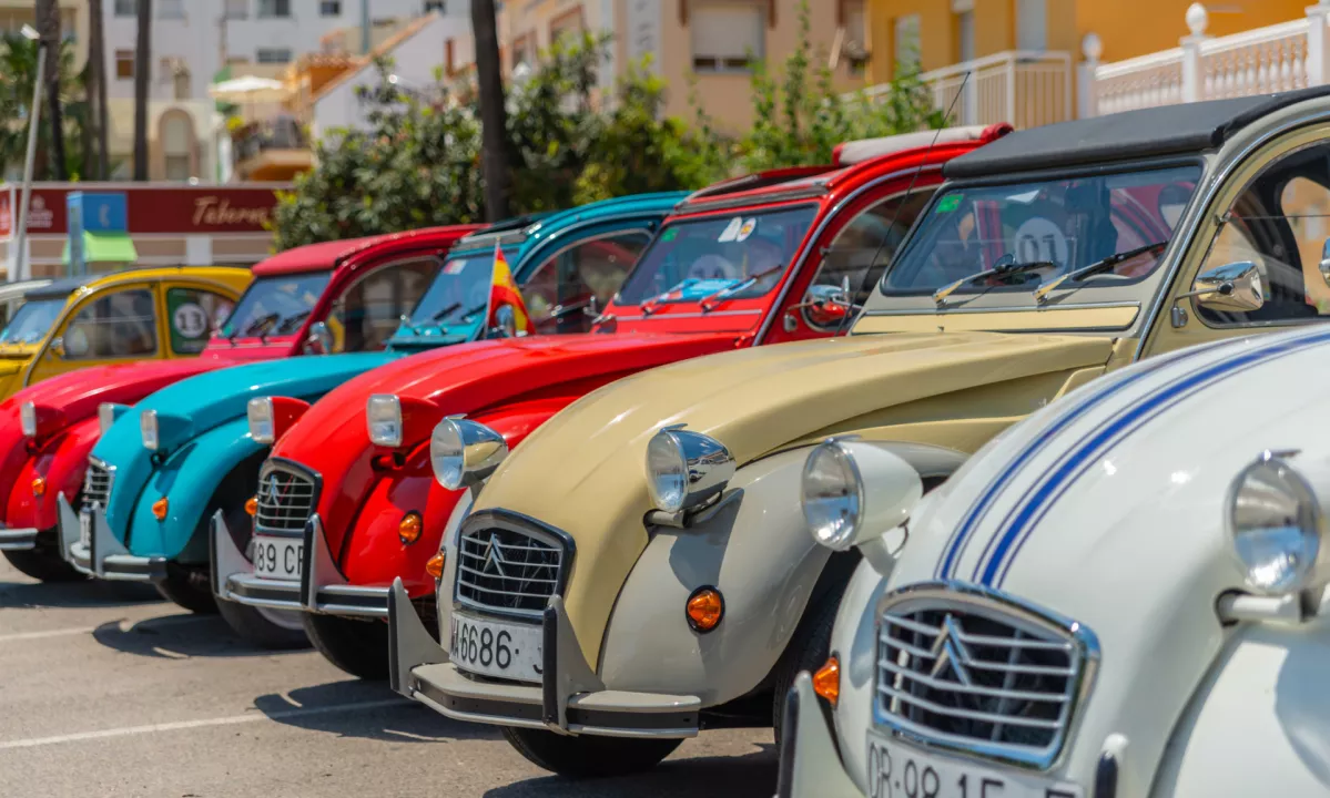 Novi električni 2CV bo v celoti izdelan v Evropi, Francozi pa obljubljajo vrnitev k dostopnosti in minimalizmu, ki sta zaznamovala izvirnik iz leta 1948.