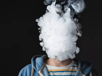 Vse več držav želi spodbuditi generacije brez tobačnega dima. / Foto: Istock
