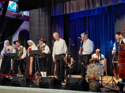 Ansambel Ano ur'co al' pej dvej. Foto: Vesna Levičnik