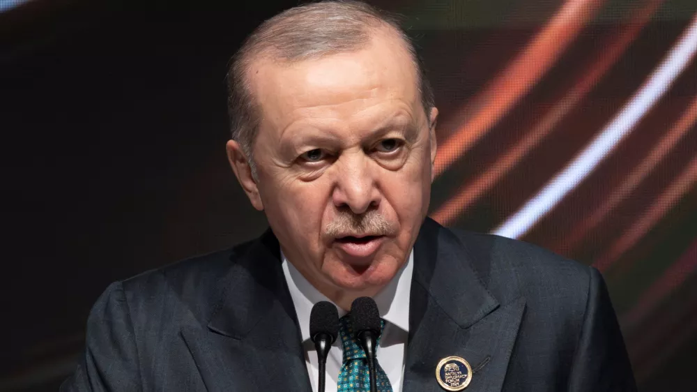 Turkish President Tayyip Erdogan speaks during the opening ceremony of Antalya Diplomacy Forum in Antalya, Turkey, April 17, 2026. REUTERS/Umit Bektas