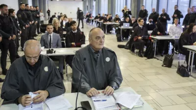 Zagovori po več kot treh letih: obtoženi zavrača obtožbe, da bi bil Dalton