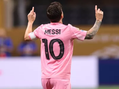 19 June 2025, US, New Jersey: Inter Miami's Lionel Messi celebrates scoring their side's second goal of the game during the FIFA Club World Cup Group A soccer match between Inter Miami CF and FC Porto at Mercedes Benz Stadium. Photo: David Klein/CSM via ZUMA Press Wire/dpa