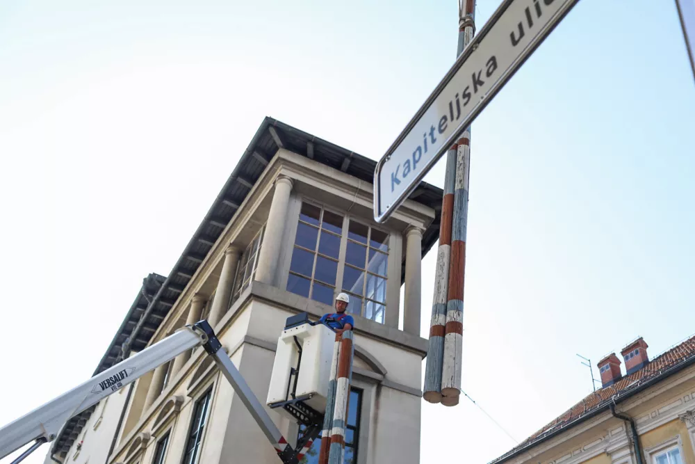 26.05.2026. Podiranje Plečnikovega jamborja na Kapiteljski ulici. Foto: Bojan Velikonja