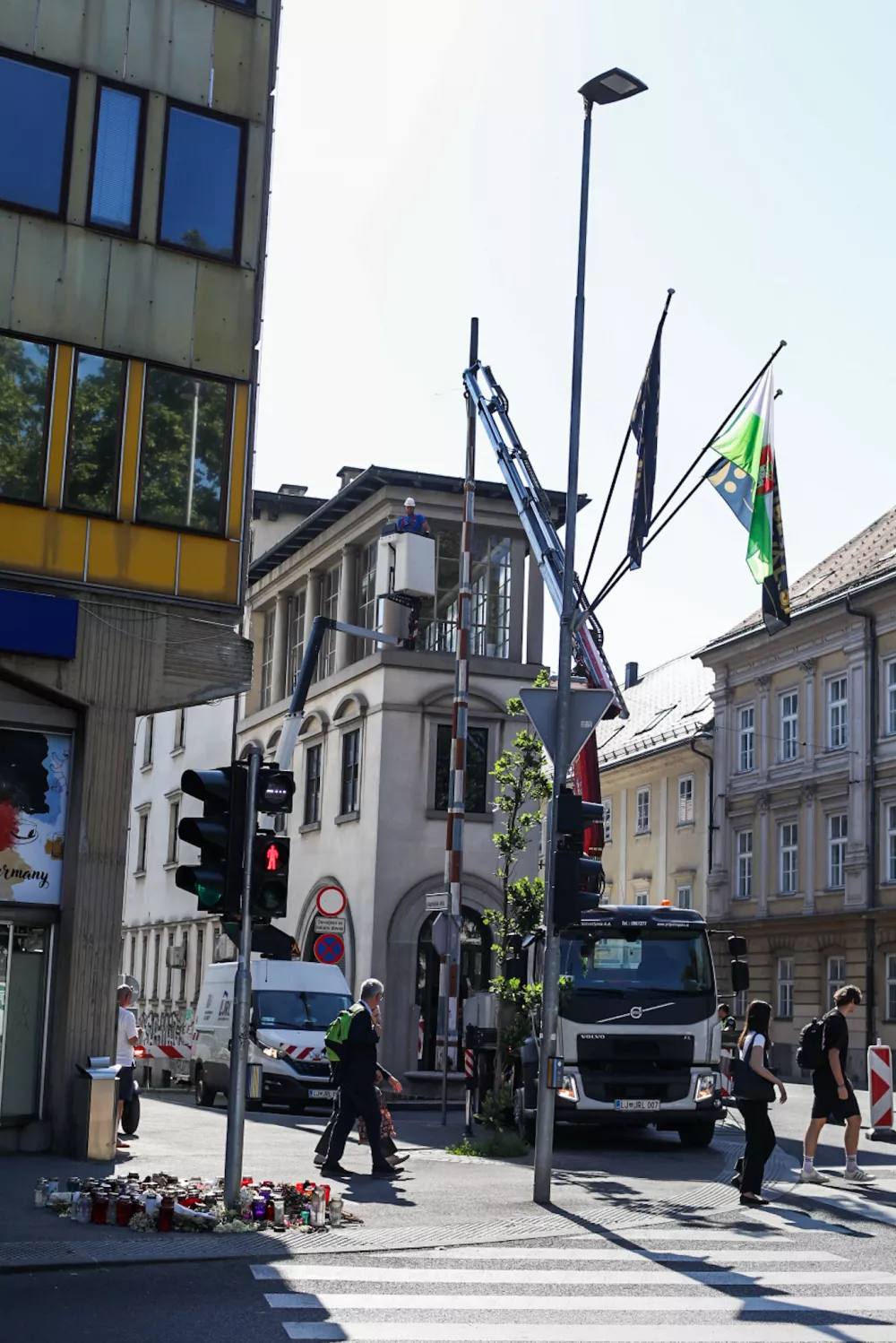26.05.2026. Podiranje Plečnikovega jamborja na Kapiteljski ulici. Foto: Bojan Velikonja