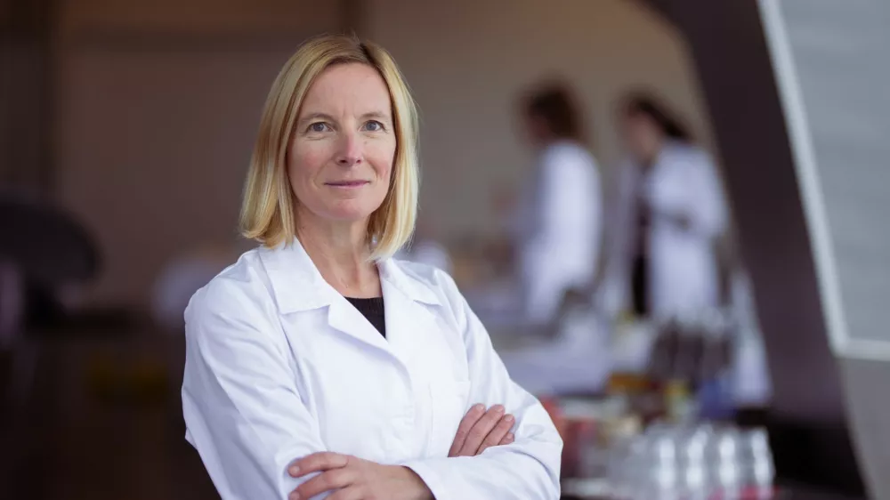 dr. Mojca Koro&scaron;ec, raziskovalka na oddelku za živilstvo Biotehni&scaron;ke fakultete Univerze v Ljubljani. Foto: osebni arhiv Mojce Koro&scaron;ec&ensp;x