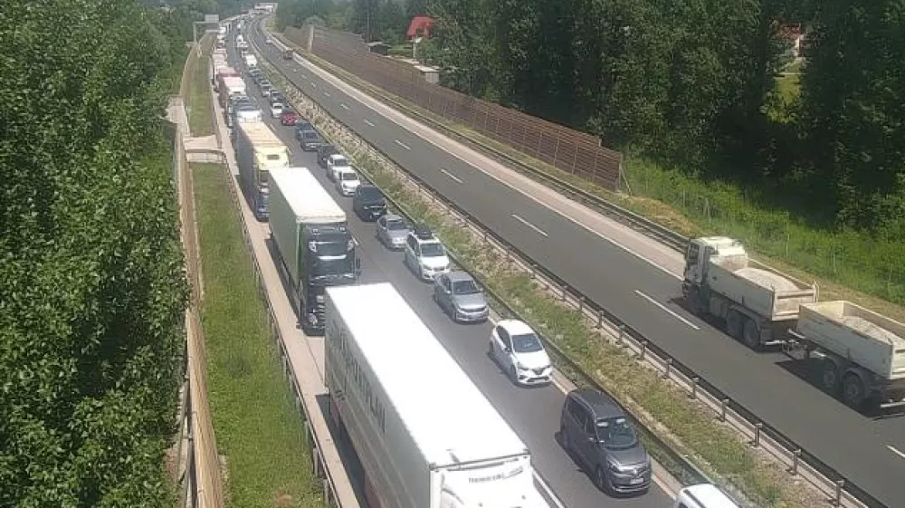 Dana&scaron;nje razmere na primorski avtocesti. Foto: Dars