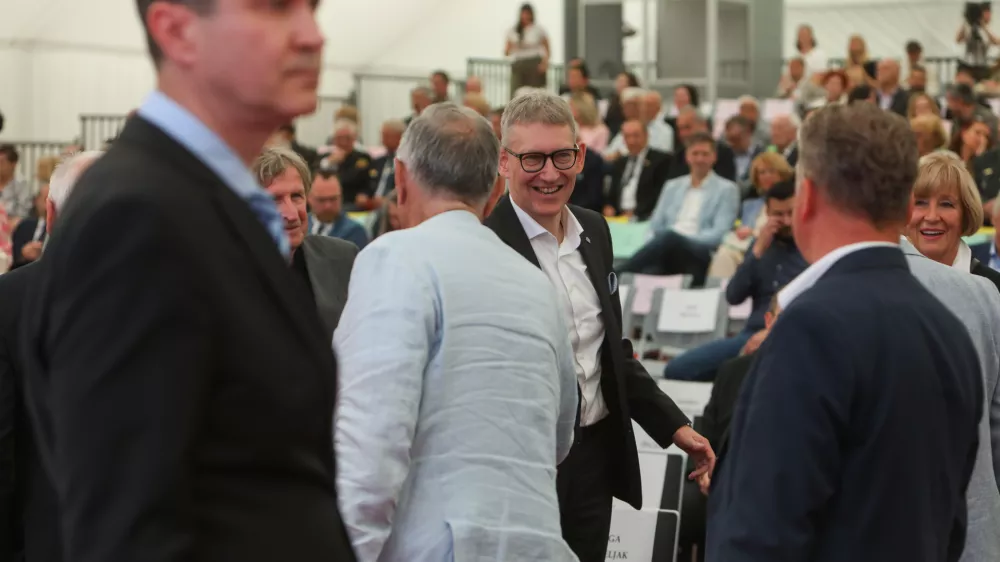 Demografski sklad sam po sebi ne bo re&scaron;il pokojninske blagajne