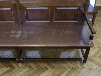 simbolična fotografija - zatožna klop - sodi&scaron;če- 18.6.2014 - sojenje nekdanjemu direktorju republi&scaron;kega stanovanjskega sklada Primožu Pircu in soobdolženemu direktorju družbe Energocommerc Miranu Planincu zaradi zlorabe položaja    //FOTO: Jaka Gasar