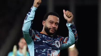 FILE PHOTO: Soccer Football - World Cup - UEFA Qualifiers - Group G - Lithuania v Netherlands - Darius and Girenas Stadium, Kaunas, Lithuania - September 7, 2025 Netherlands' Memphis Depay acknowledges fans after the match REUTERS/Kacper Pempel/File Photo