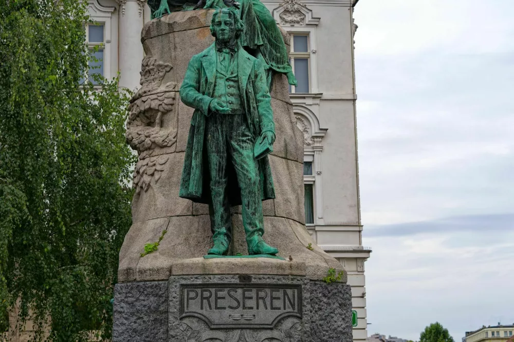 Bronze statue of Slovenian writer France Preseren made by sculptor Ivan Zajec unveiled on 10 September 1905 at Preseren Square at Slovenian capital city. Photo taken August 9th, 2024, Ljubljana, Slovenia. / Foto: Michael Derrer Fuchs