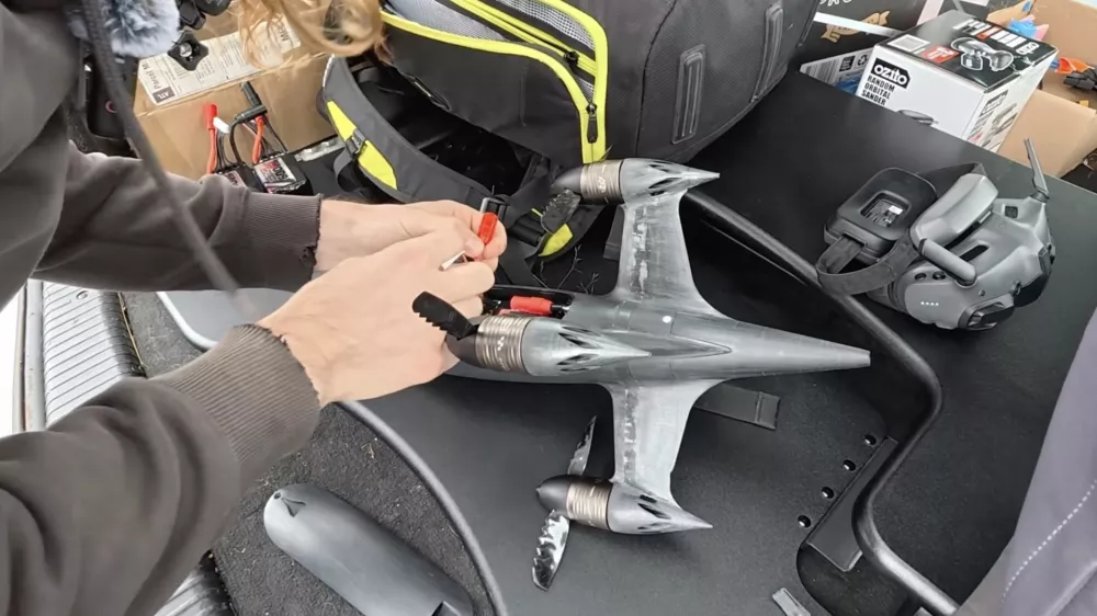Dron blackbird je postavil neuradno rekordno hitrost za brezpilotnike.