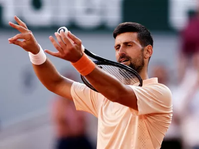 Tennis - French Open - Roland Garros, Paris, France - May 27, 2026 Serbia's Novak Djokovic celebrates winning his second round match against France's Valentin Royer REUTERS/Benoit Tessier   TPX IMAGES OF THE DAY