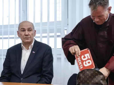 Franci Matoz, Janez Jan&scaron;a- 15.04.2025 - sojenje Janezu Jan&scaron;i v zadevi Trenta v Celju//FOTO: Jaka Gasar