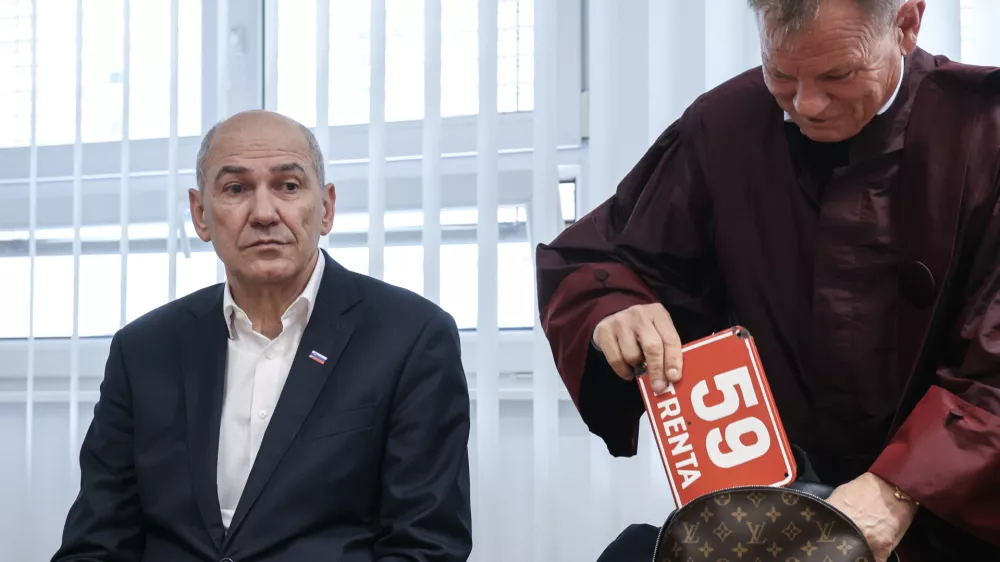 Franci Matoz, Janez Jan&scaron;a- 15.04.2025 - sojenje Janezu Jan&scaron;i v zadevi Trenta v Celju//FOTO: Jaka Gasar