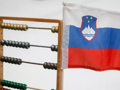 Davčne razbremenitve za najbogatej&scaron;e tudi pri dohodnini
