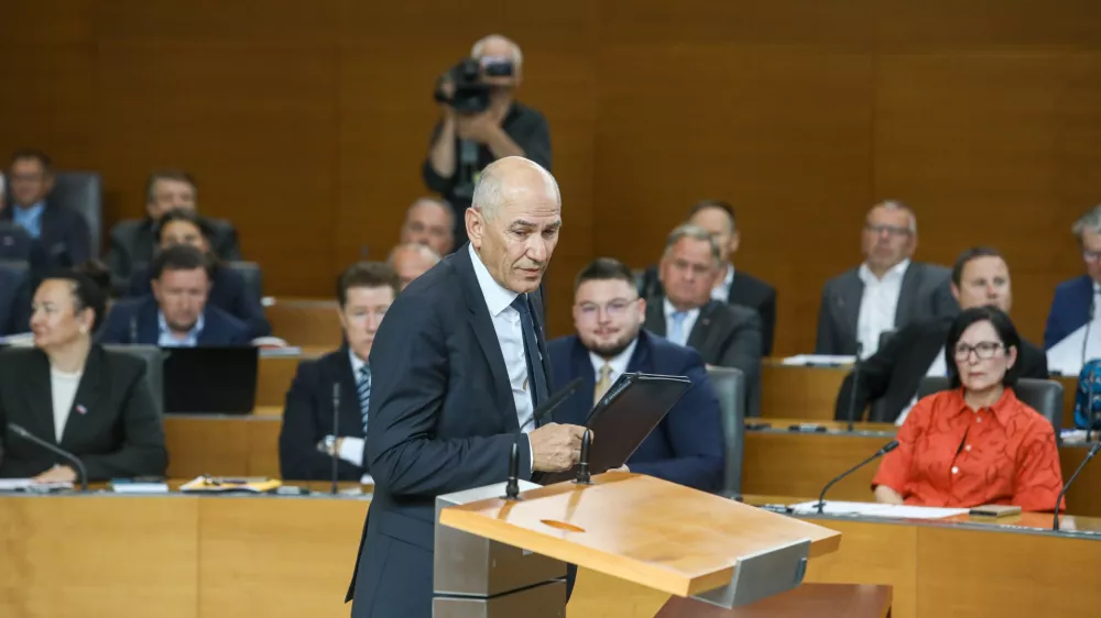 Janez Jan&scaron;a22.5.2026 - državni zbor - izredna seja DZ, na kateri bodo obravnavali predlog za izvolitev prvaka SDS Janeza Jan&scaron;e za predsednika vlade;Foto: Luka Cjuha