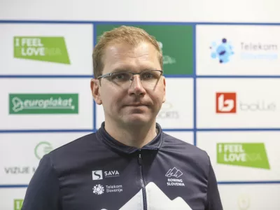 Jan Ilar, selektror vesla&scaron;ke reprezentance- 20.04.2023 - Vesla&scaron;ka zveza Slovenije (VZS) &ndash; vesla&scaron;ka reprezenztanca pred evropskim prvenstvom na Bledu. - veslači - //FOTO: Luka Cjuha