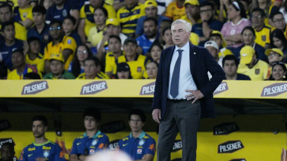 Soccer Football - World Cup - South American Qualifiers - Ecuador v Brazil - Estadio Monumental Banco Pichincha, Guayaquil, Ecuador - June 5, 2025 Brazil coach Carlo Ancelotti REUTERS/Santiago Arcos