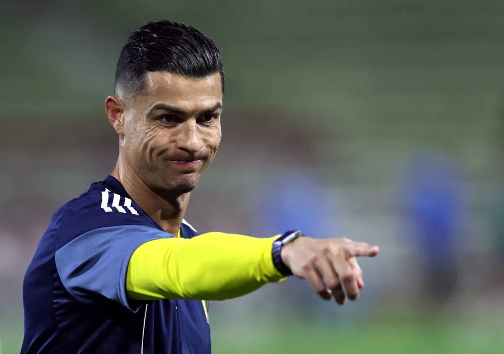 Soccer Football - Saudi Pro League - Al Najma v Al Nassr - King Abdullah Sport City Stadium, Jeddah, Saudi Arabia - February 25, 2026 Al Nassr's Cristiano Ronaldo during the warm up before the match REUTERS/Hamad I Mohammed